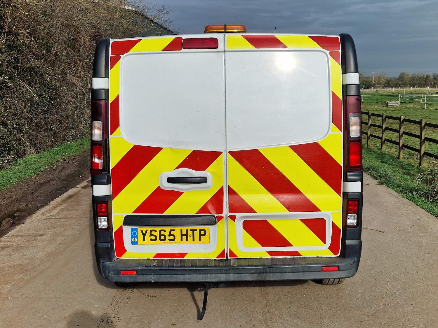 Used Vauxhall Vivaro 2015 for sale - 77845439: Photo 7