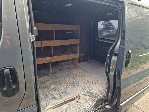 Used Vauxhall Vivaro 2013 for sale - 76198575: Photo 11
