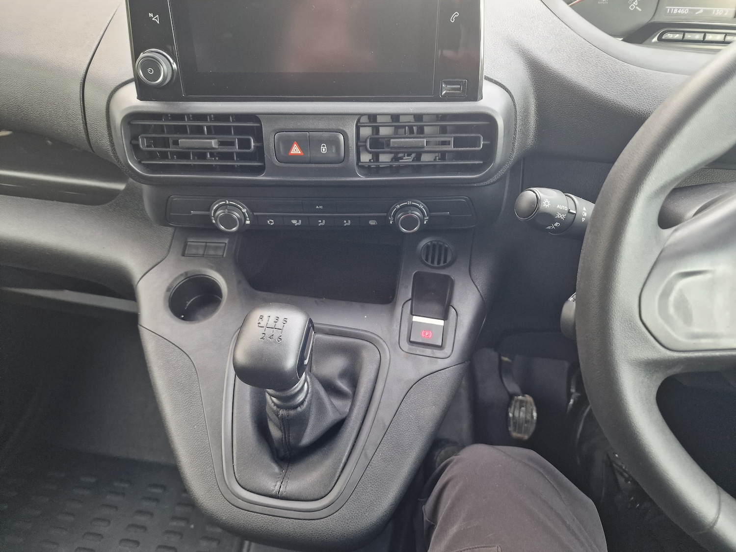 Used Peugeot Partner 2023 for sale - 76763349: Photo 11