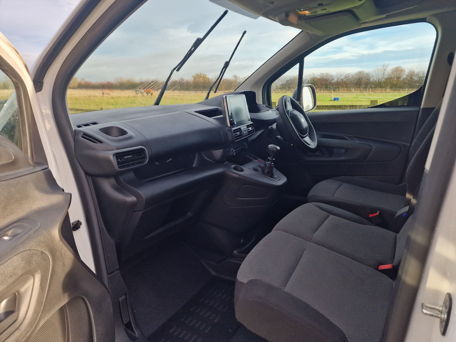 Used Peugeot Partner 2023 for sale - 76763349: Photo 15