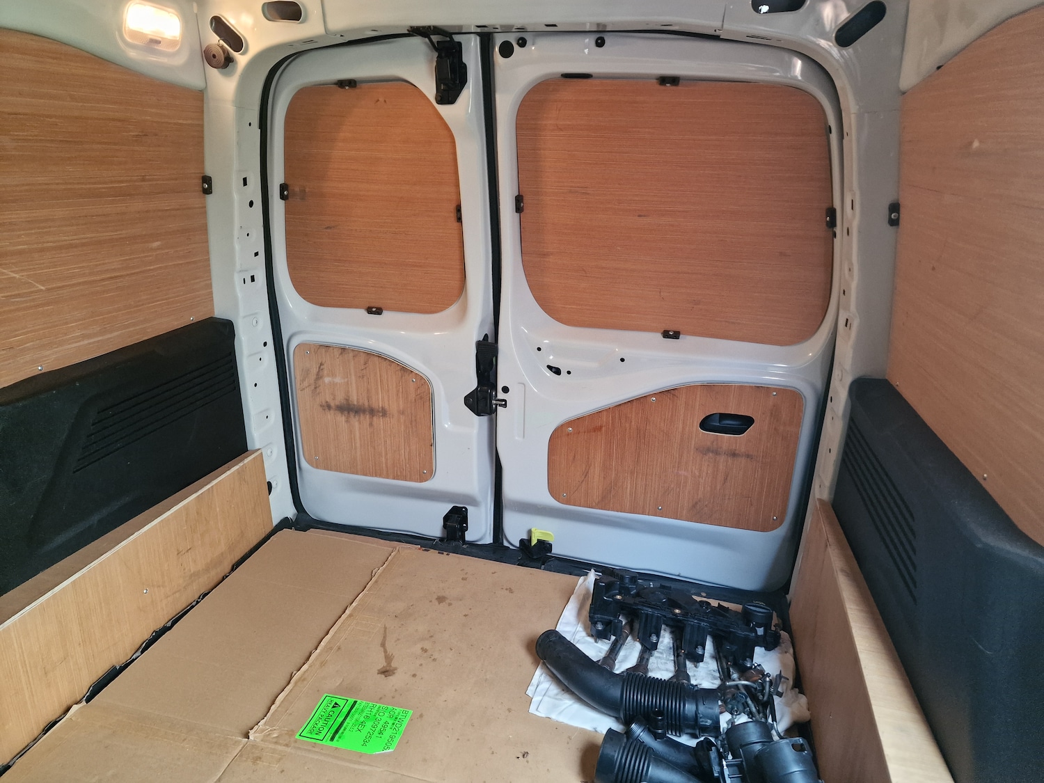 Used Peugeot Partner 2023 for sale - 76763349: Photo 16