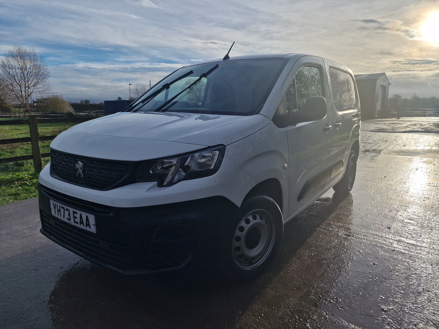 Used Peugeot Partner 2023 for sale - 76763349: Photo 2