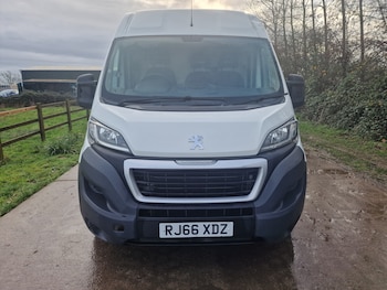 Used Peugeot Boxer 2017 for sale - 76958695: Photo