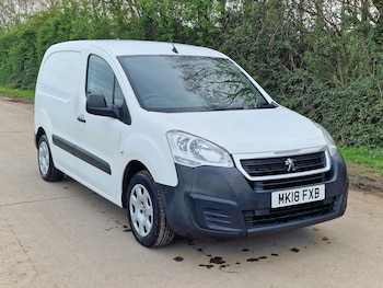 Used Peugeot Partner 2018 for sale - 78272477: Photo