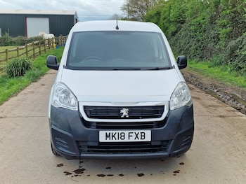 Used Peugeot Partner 2018 for sale - 78272477: Photo