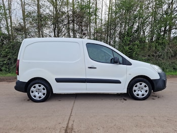 Used Peugeot Partner 2018 for sale - 78272477: Photo