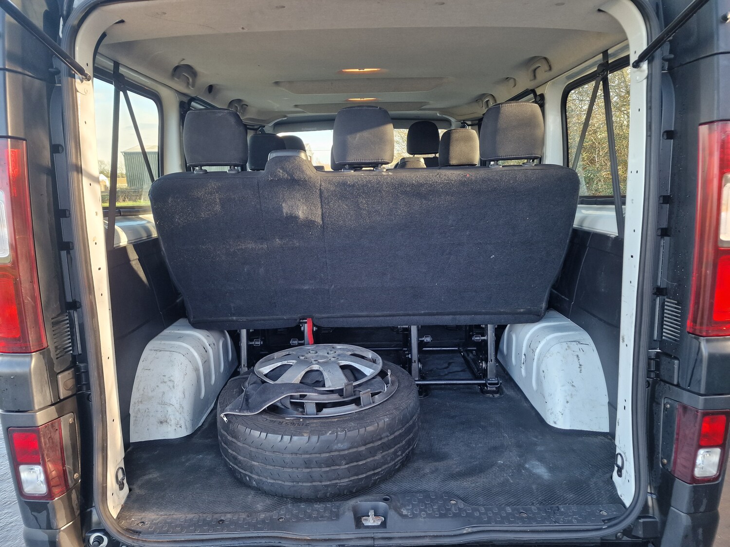 Used Vauxhall Vivaro 2017 for sale - 77878782: Photo 11