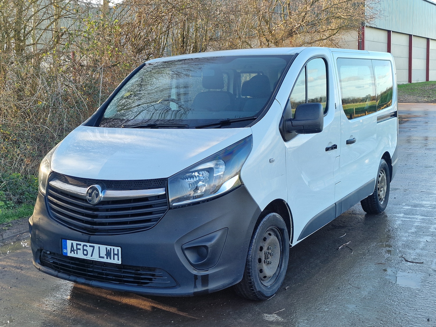 Used Vauxhall Vivaro 2017 for sale - 77878782: Photo 3