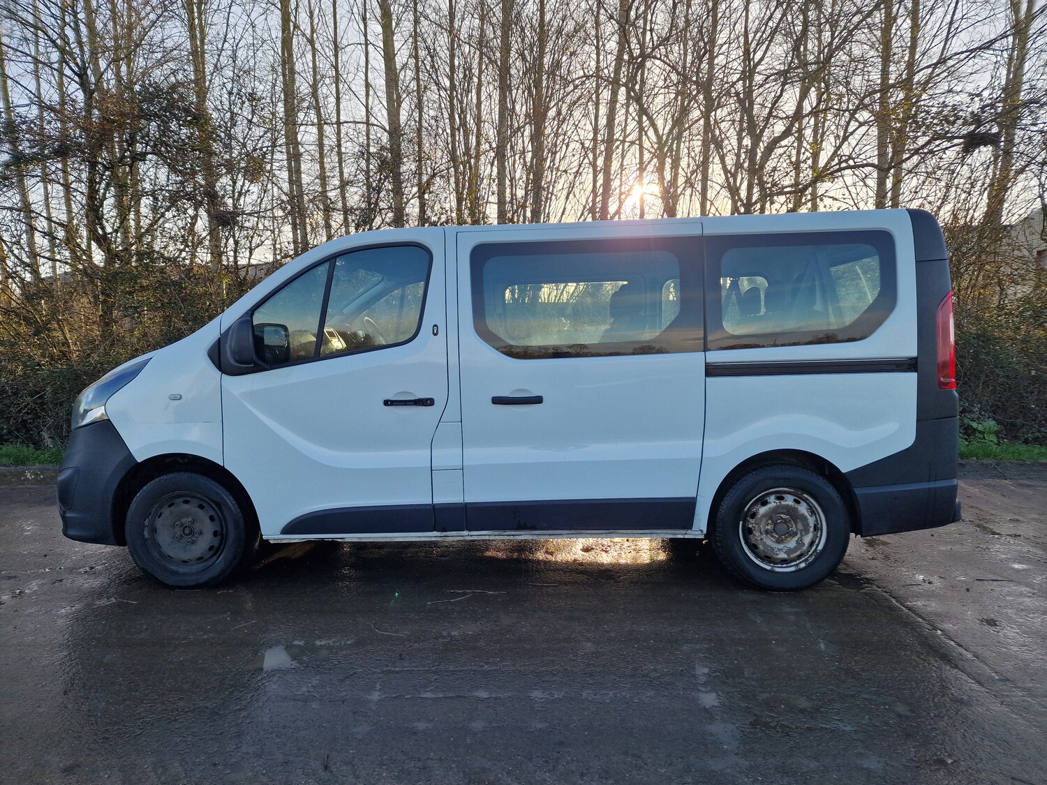Used Vauxhall Vivaro 2017 for sale - 77878782: Photo 9