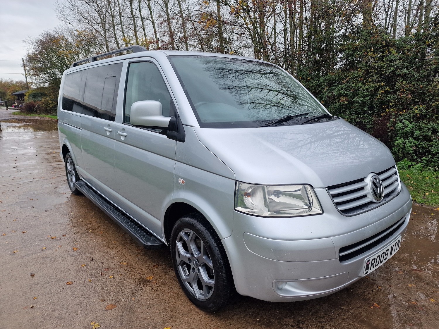 Used Volkswagen Transporter Shuttle 2009 for sale - 76565129: Photo 1