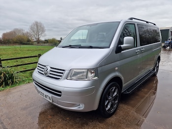 Used Volkswagen Transporter Shuttle 2009 for sale - 76565129: Photo