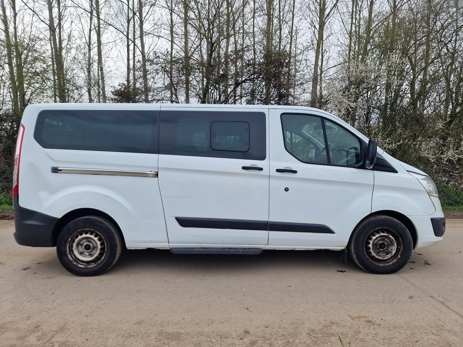 Used Ford Tourneo Custom 2015 for sale - 77988899: Photo 4