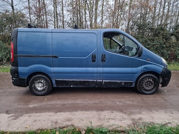 Used Vauxhall Vivaro 2004 for sale - 76470629: Photo