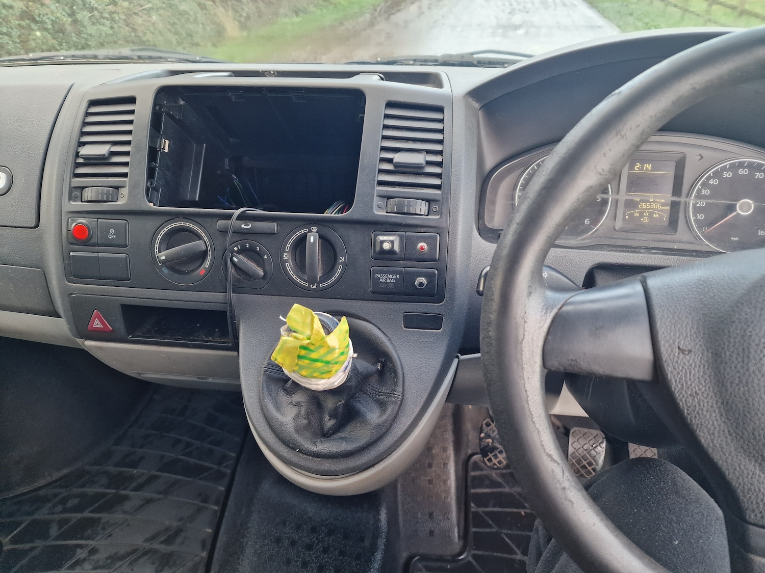 Used Volkswagen Transporter 2010 for sale - 76919879: Photo 13