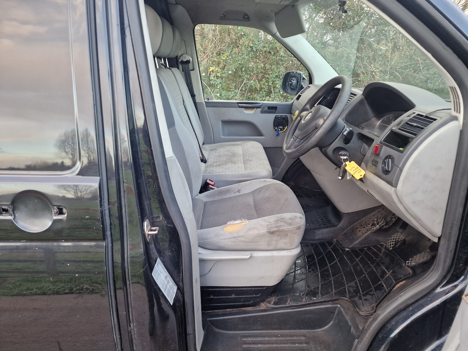 Used Volkswagen Transporter 2010 for sale - 76919879: Photo 18