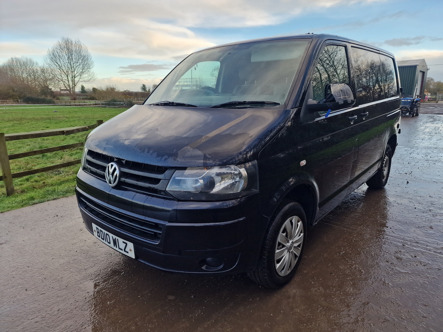 Used Volkswagen Transporter 2010 for sale - 76919879: Photo 3