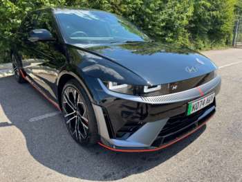 2025 - 478kW 84 kWh 5dr Auto