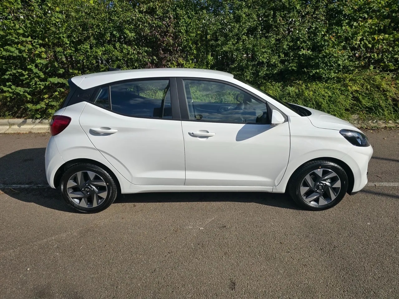 Used Hyundai i10 2025 for sale - 76100065: Photo 8