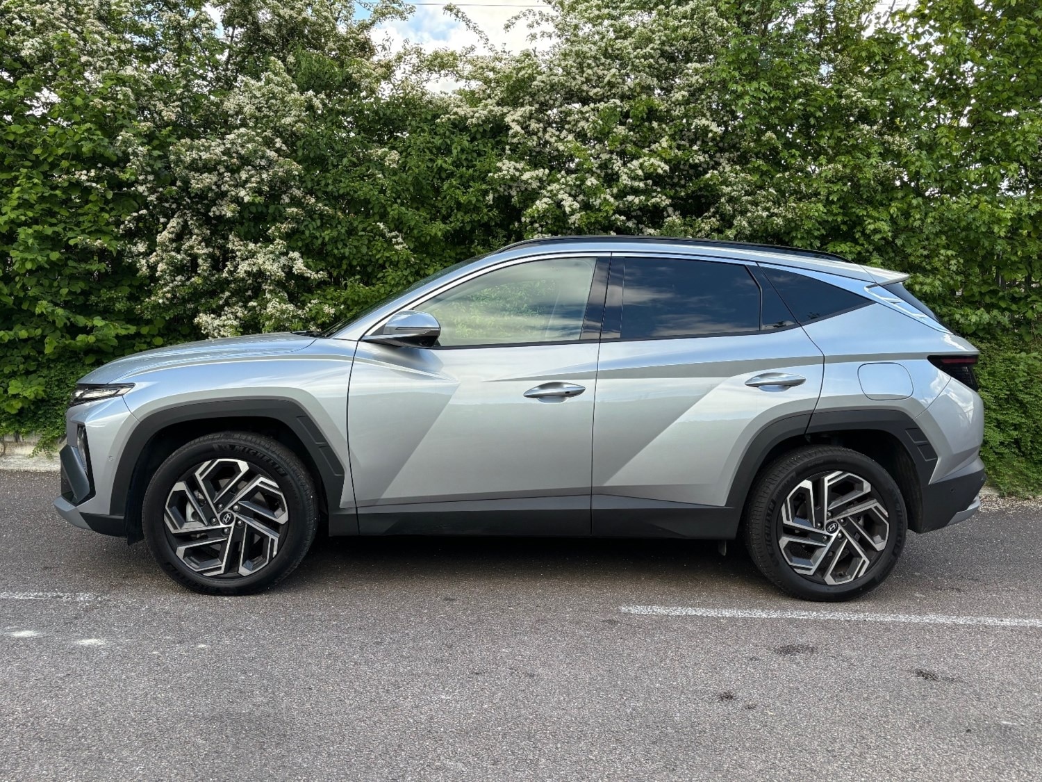 2025 Hyundai TUCSON 1.6T Hybrid Ultimate 5dr Auto Estate Hybrid Automatic - Picture 4 of 24