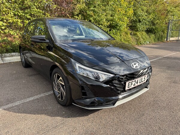 Used Hyundai i20 2024 for sale - 75354810: Photo 1