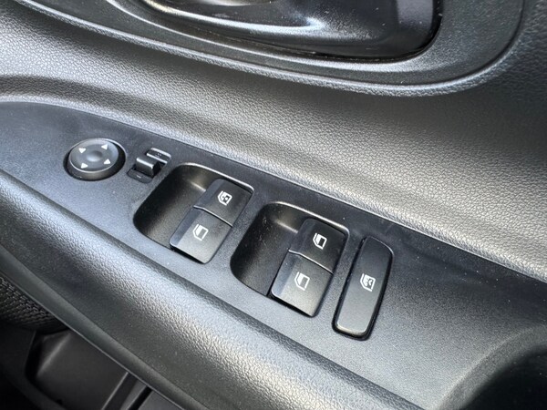 Used Hyundai i20 2024 for sale - 75354810: Photo 42