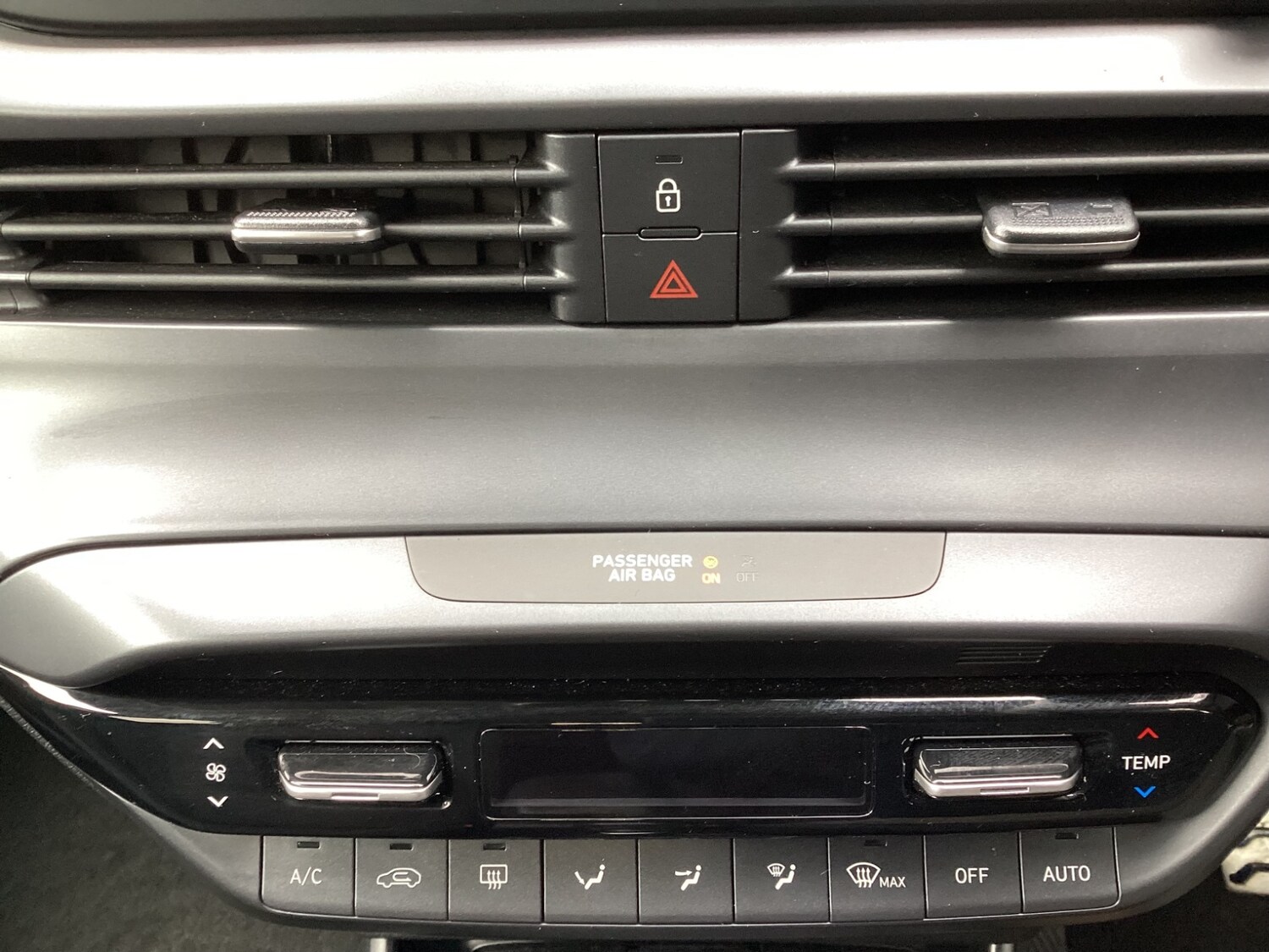 Used Hyundai BAYON 2024 for sale - 76372906: Photo 31