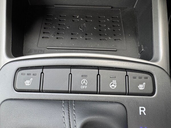 Used Hyundai i10 2024 for sale - 75354631: Photo 32