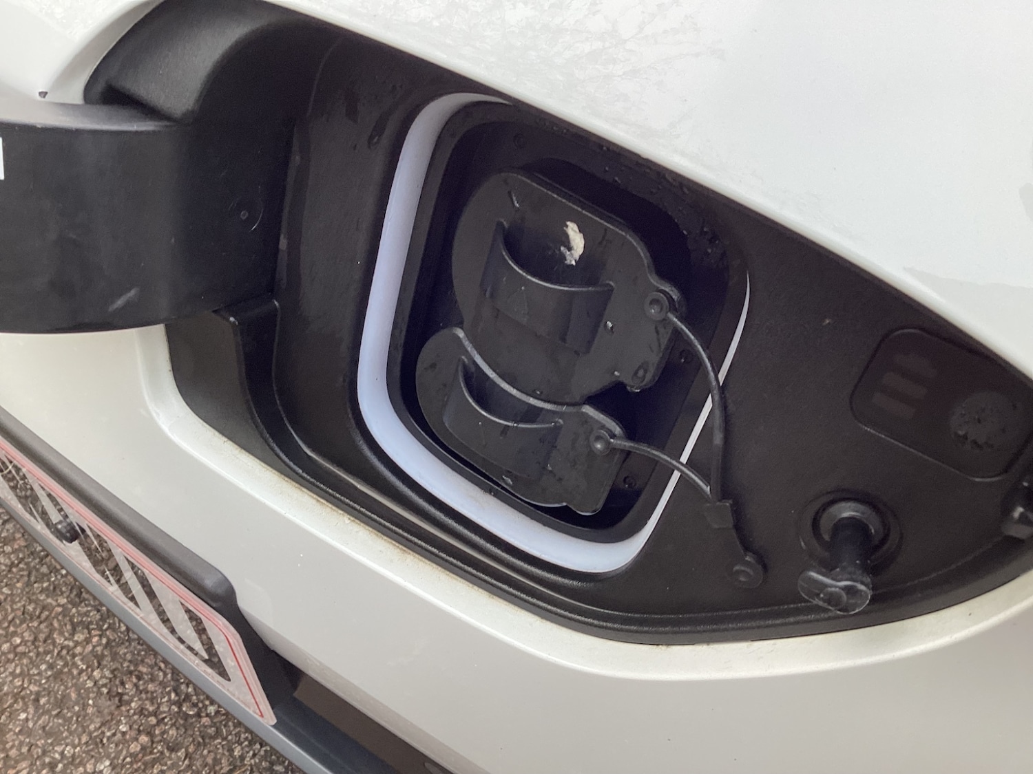 Used Hyundai KONA 2023 for sale - 76915108: Photo 15