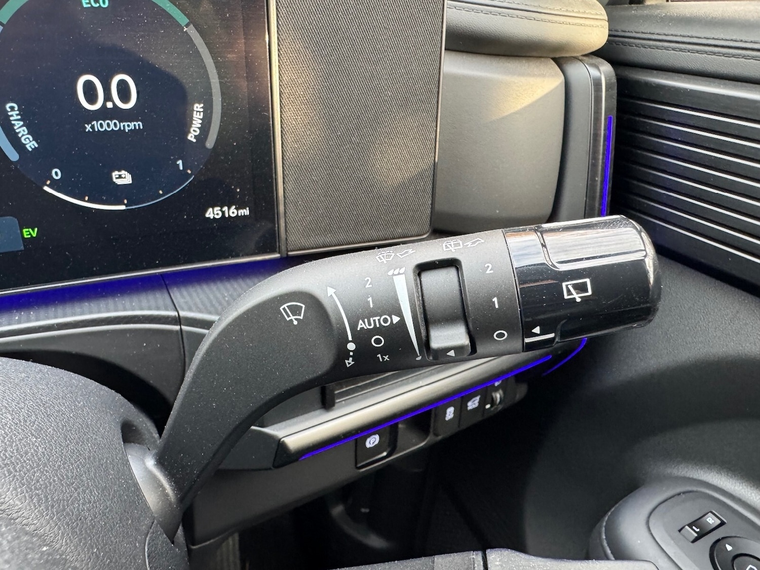 Used Hyundai Santa Fe 2025 for sale - 77099018: Photo 47