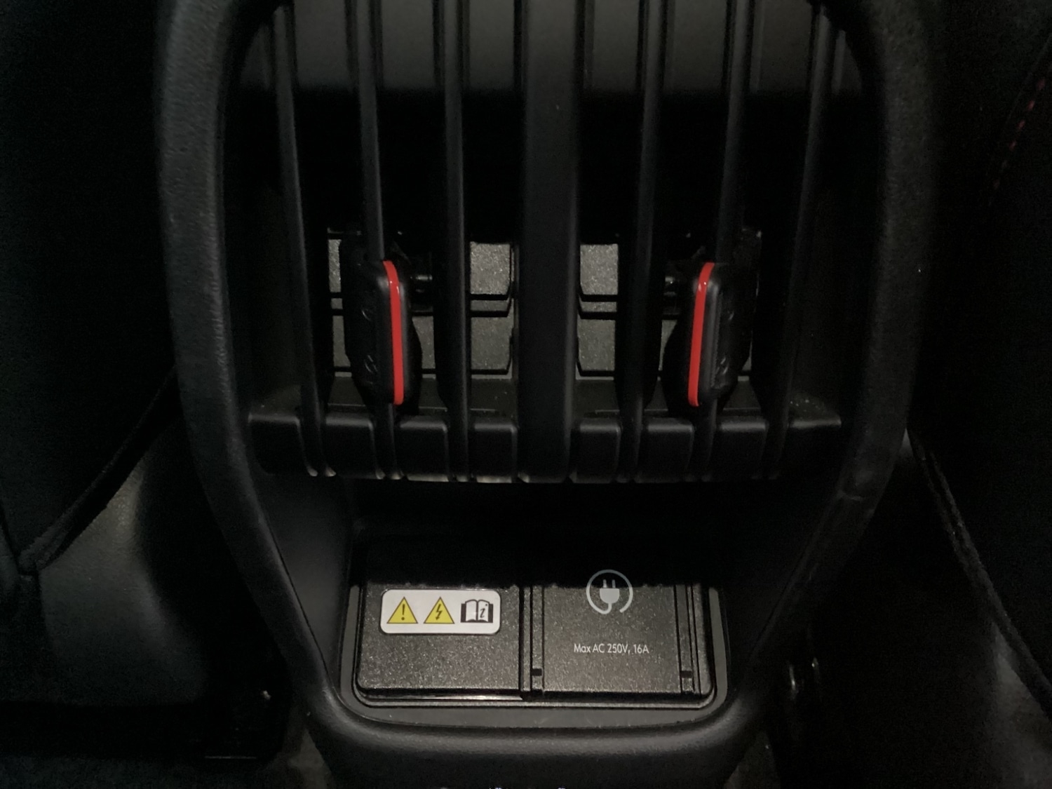 Used Hyundai KONA 2024 for sale - 77043009: Photo 69