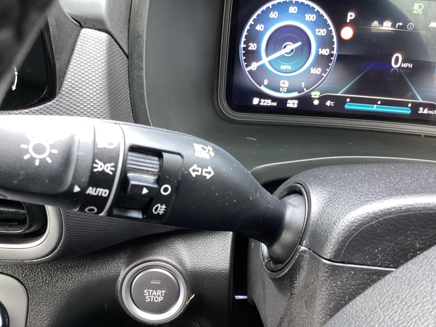 Used Hyundai KONA 2023 for sale - 77995059: Photo 31