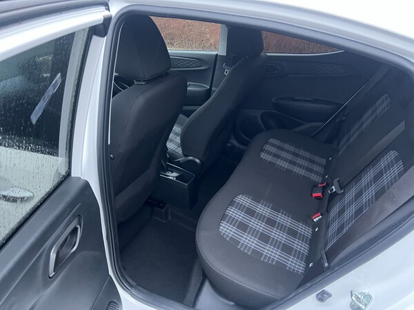 Used Hyundai i10 2024 for sale - 75354583: Photo 11