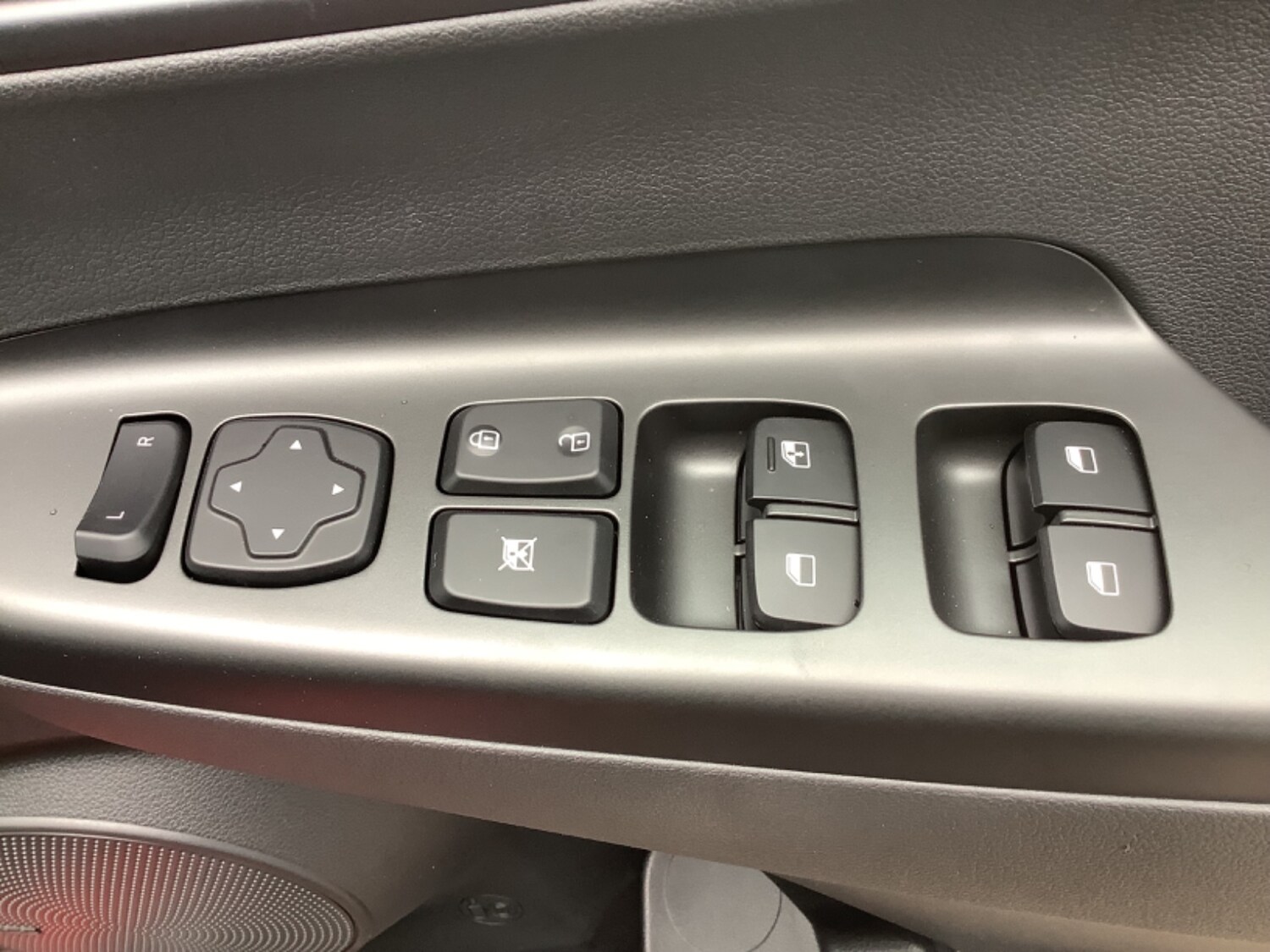 Used Hyundai KONA 2023 for sale - 77995044: Photo 32