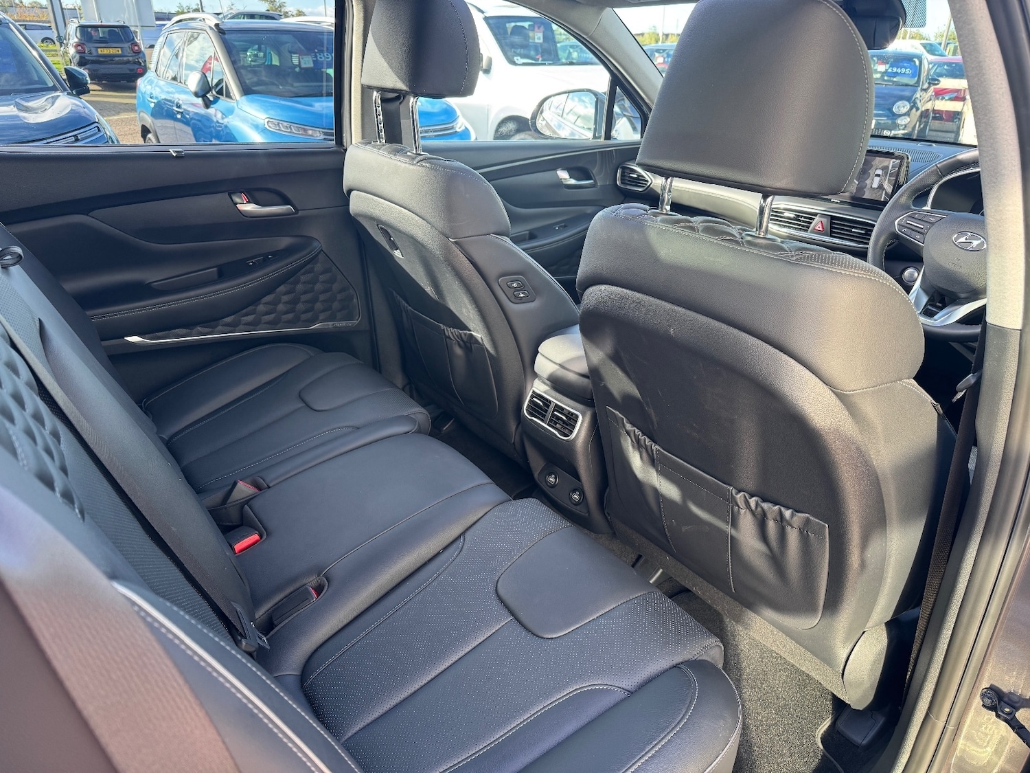 Used Hyundai Santa Fe 2023 for sale - 77665045: Photo 42