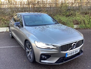 2019 - 2.0 T5 R DESIGN Plus 4dr Auto