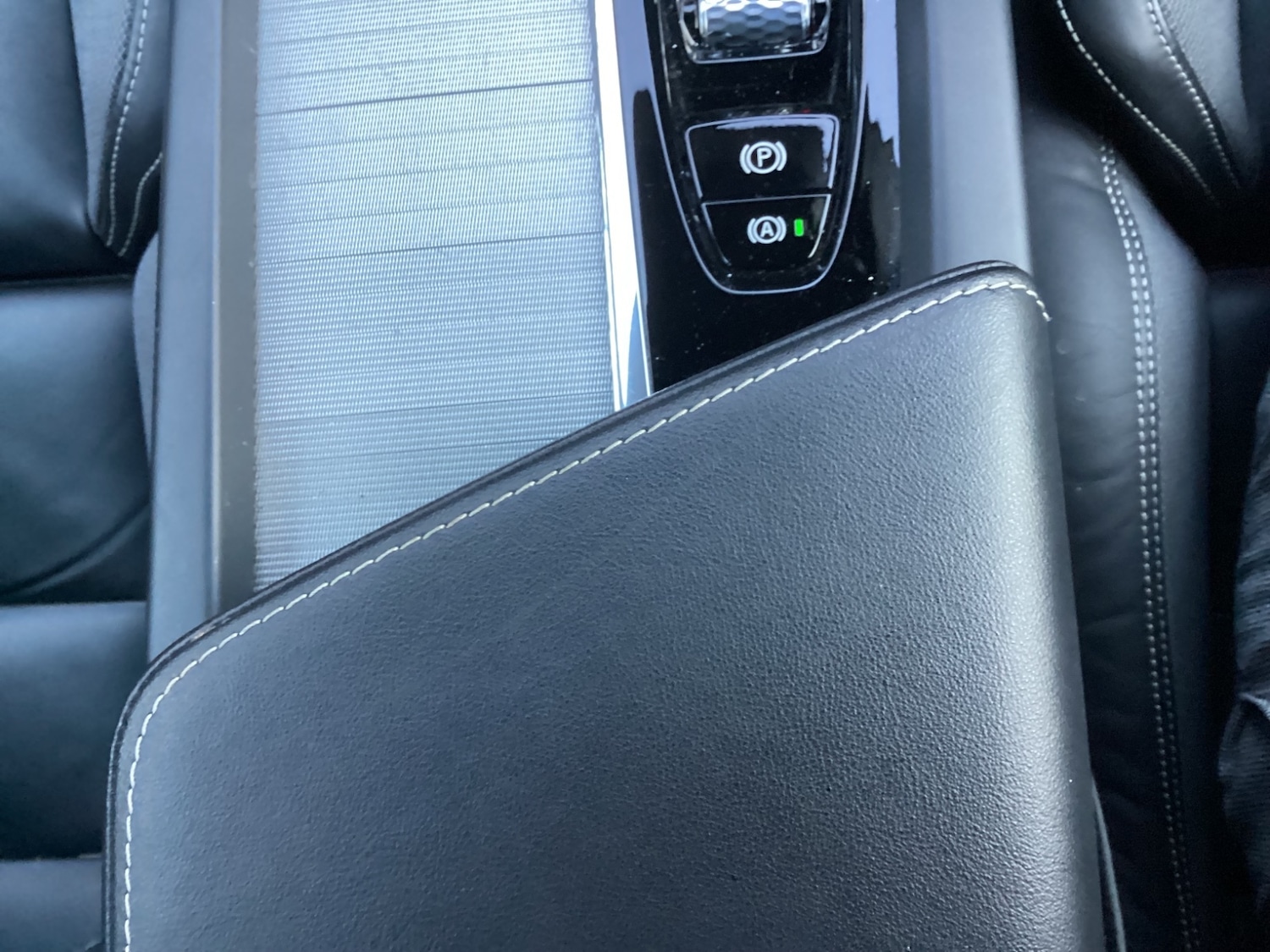 Used Volvo S60 2019 for sale - 76586999: Photo 37