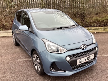 Used Hyundai i10 2019 for sale - 77791126: Photo
