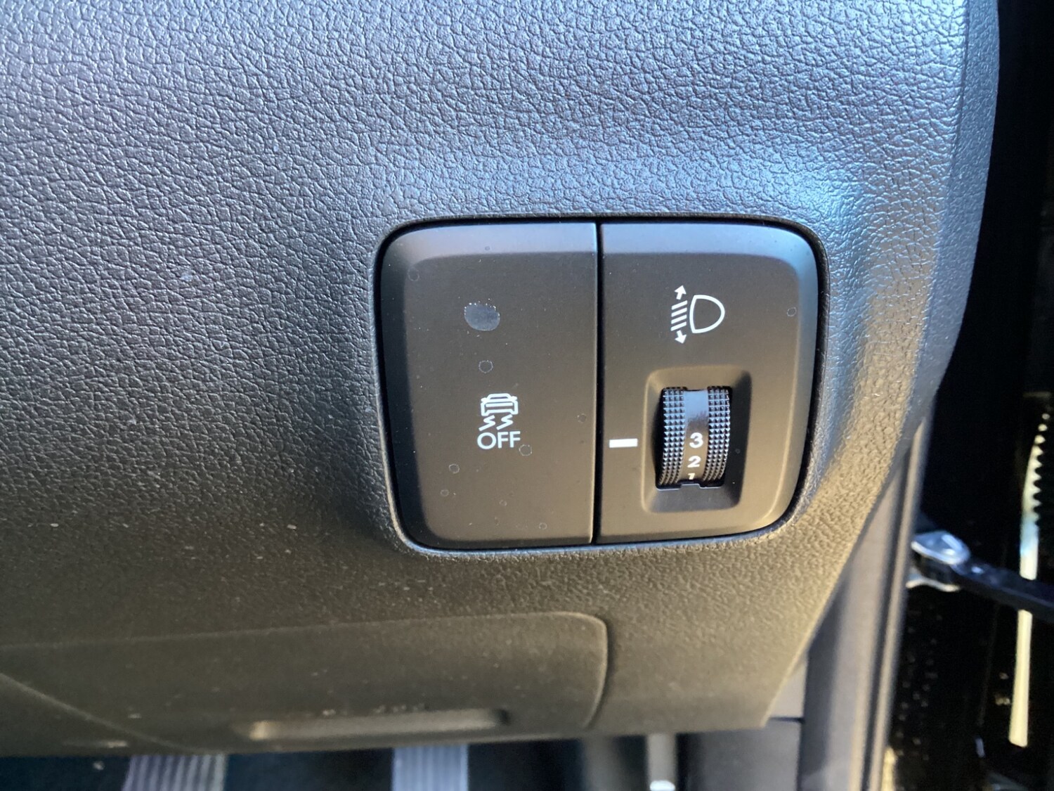 Used Hyundai i10 for sale - 77095256: Photo 31