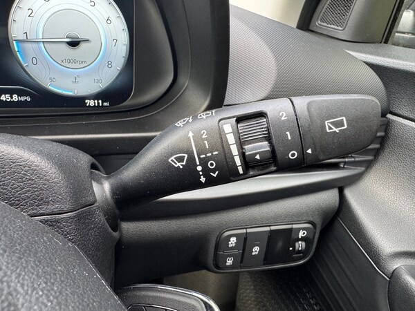 Used Hyundai i20 2024 for sale - 75354691: Photo 38