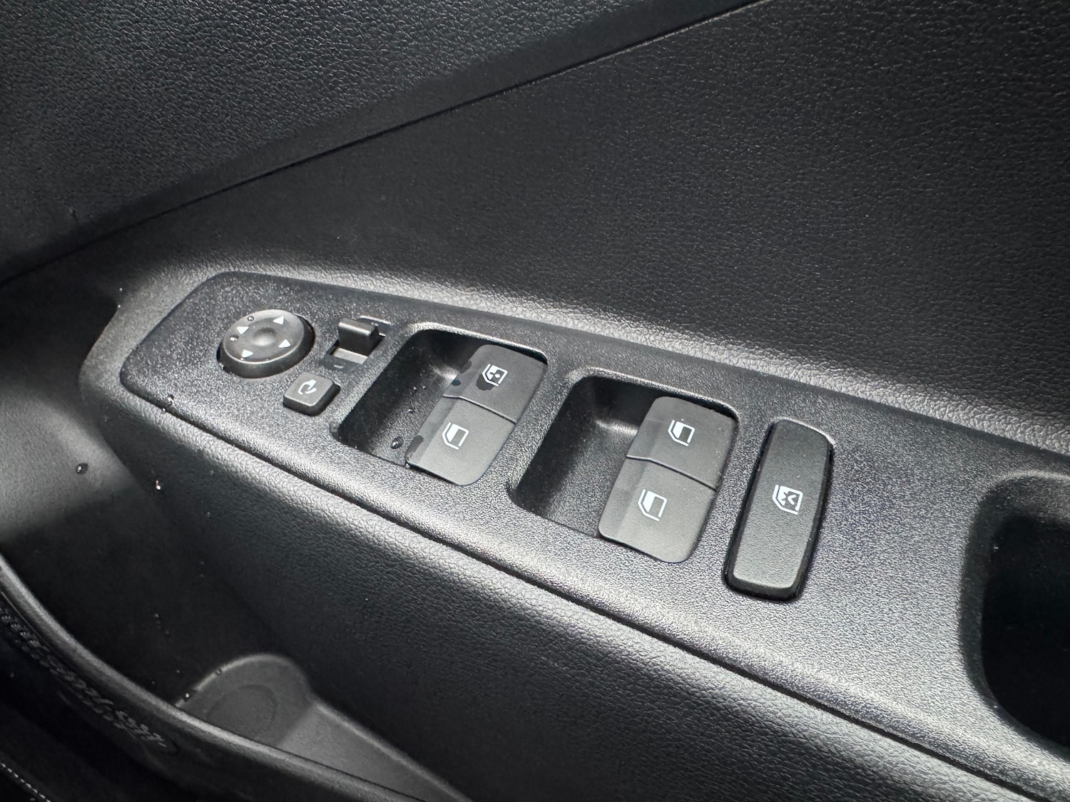 Used Hyundai i10 2024 for sale - 77995058: Photo 28