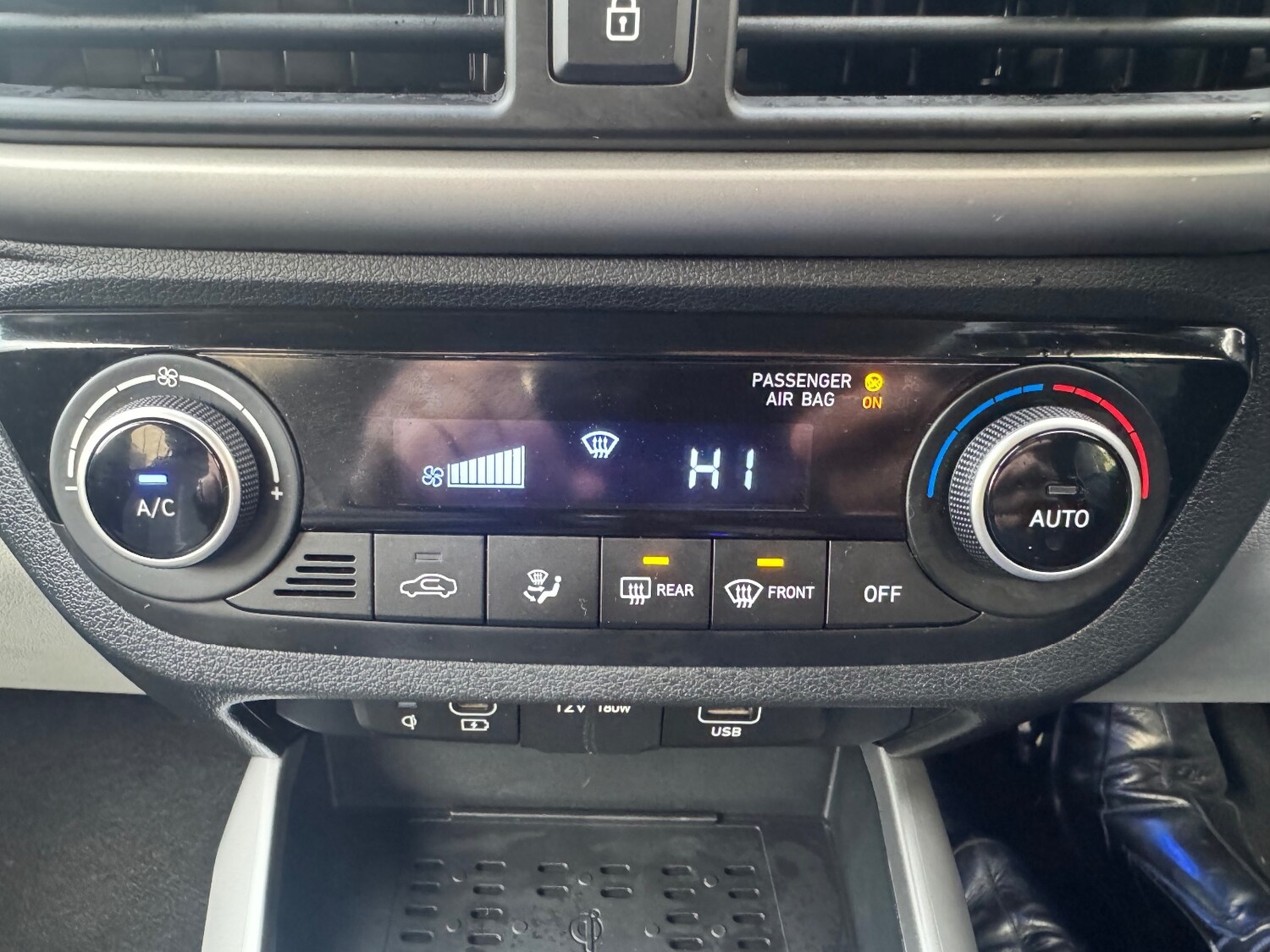 Used Hyundai i10 2024 for sale - 77031540: Photo 33