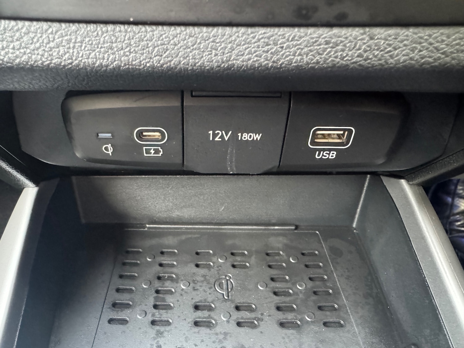 Used Hyundai i10 2024 for sale - 77031540: Photo 34