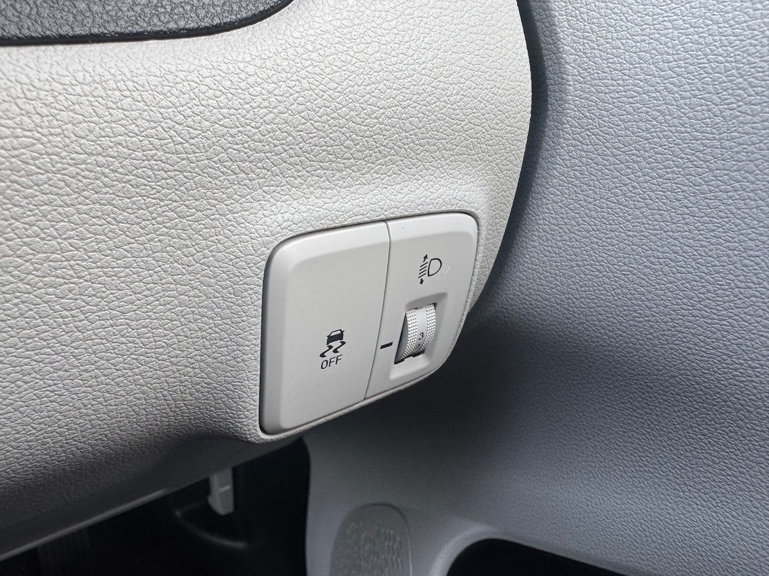 Used Hyundai i10 2024 for sale - 77031540: Photo 41