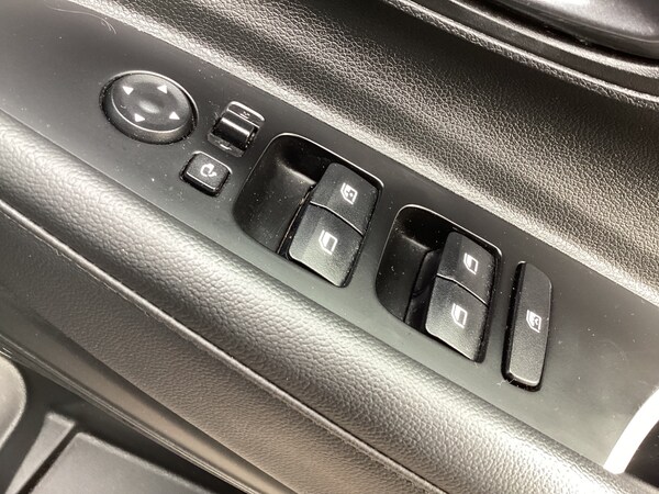 Used Hyundai i20 2023 for sale - 75648577: Photo 47