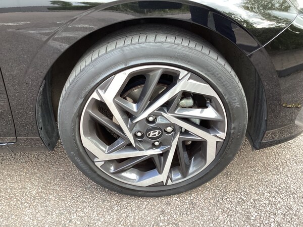 Used Hyundai i20 2023 for sale - 75648577: Photo 9