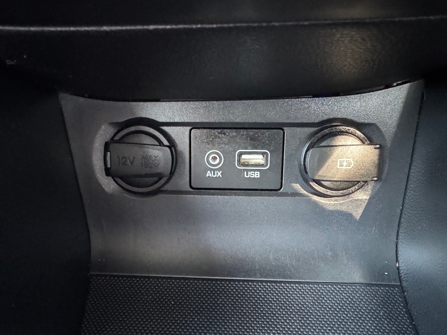 Used Hyundai i20 2018 for sale - 76332110: Photo 32