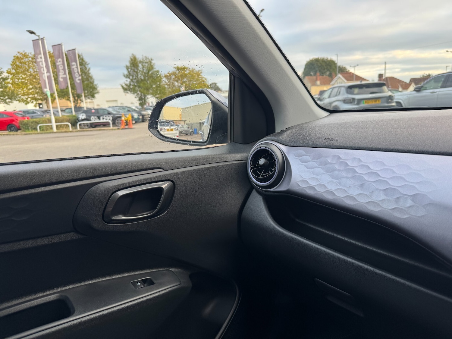 Used Hyundai i10 2025 for sale - 76501555: Photo 33