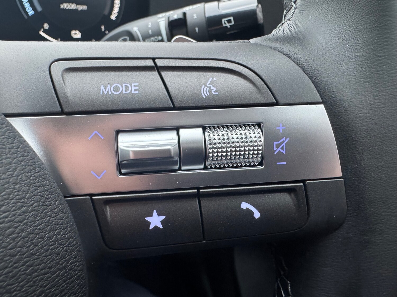 Used Hyundai KONA 2025 for sale - 76842064: Photo 36