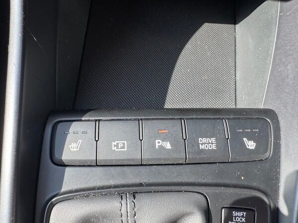 Used Hyundai i20 2024 for sale - 75354859: Photo 32