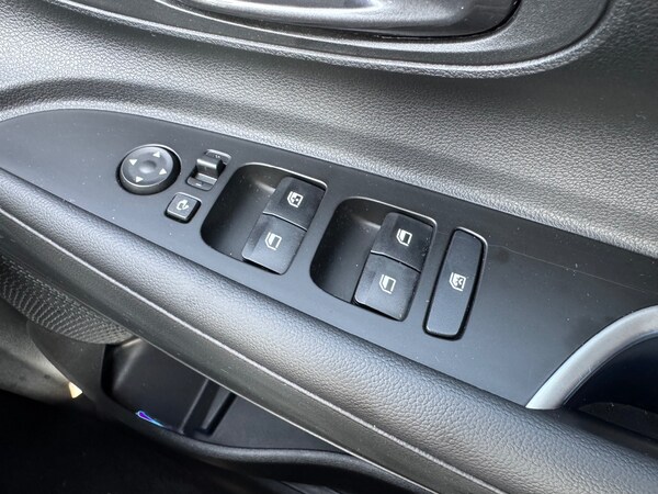 Used Hyundai i20 2024 for sale - 75354859: Photo 39